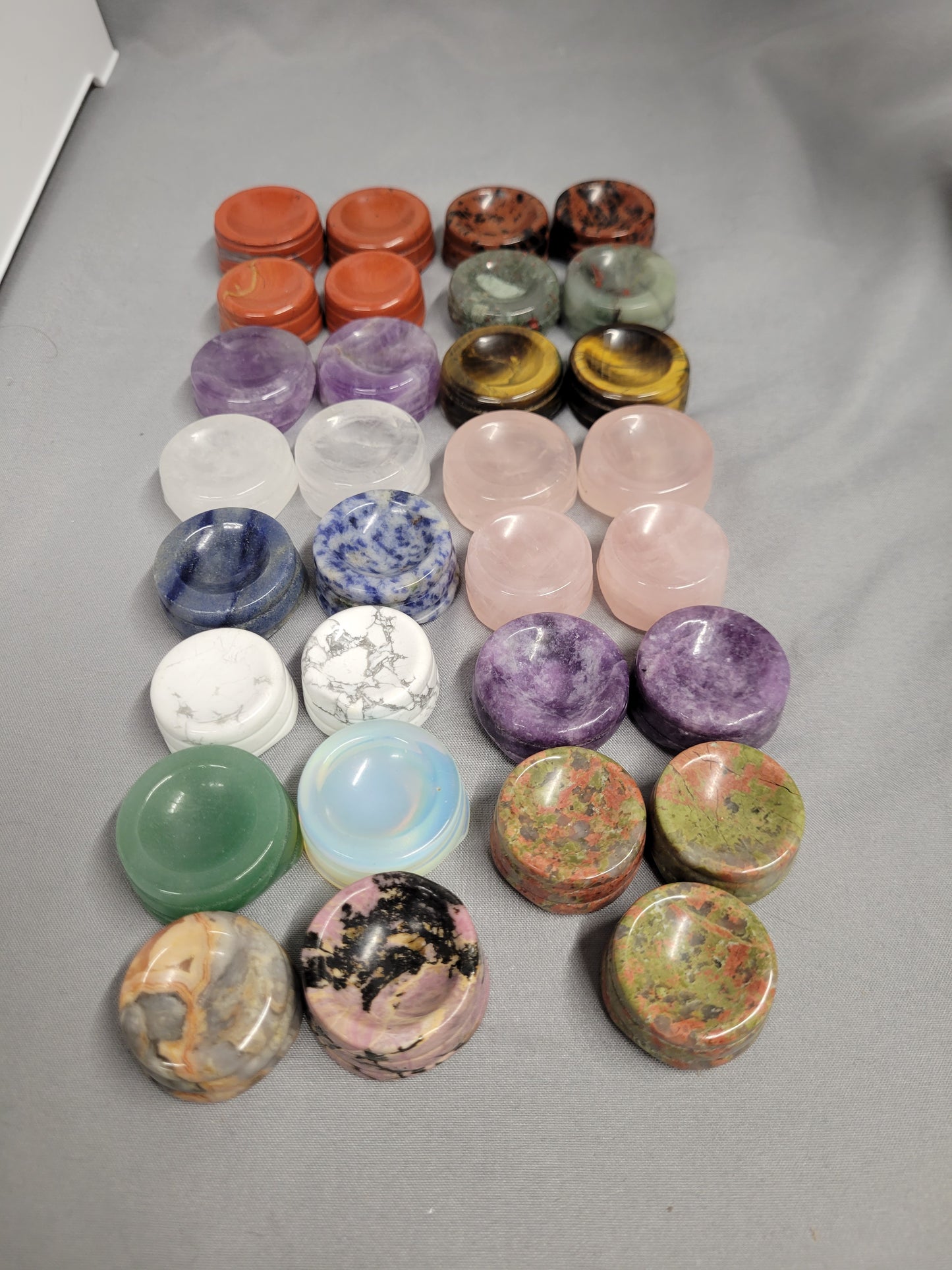 Crystal sphere holders