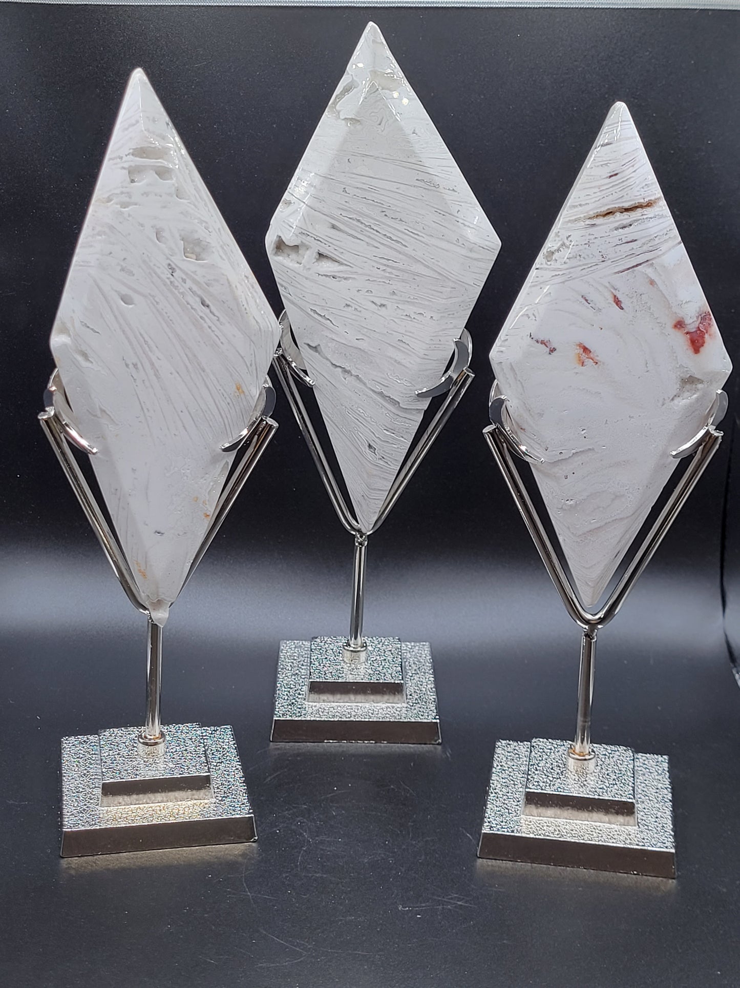 White Lace Diamond on stand