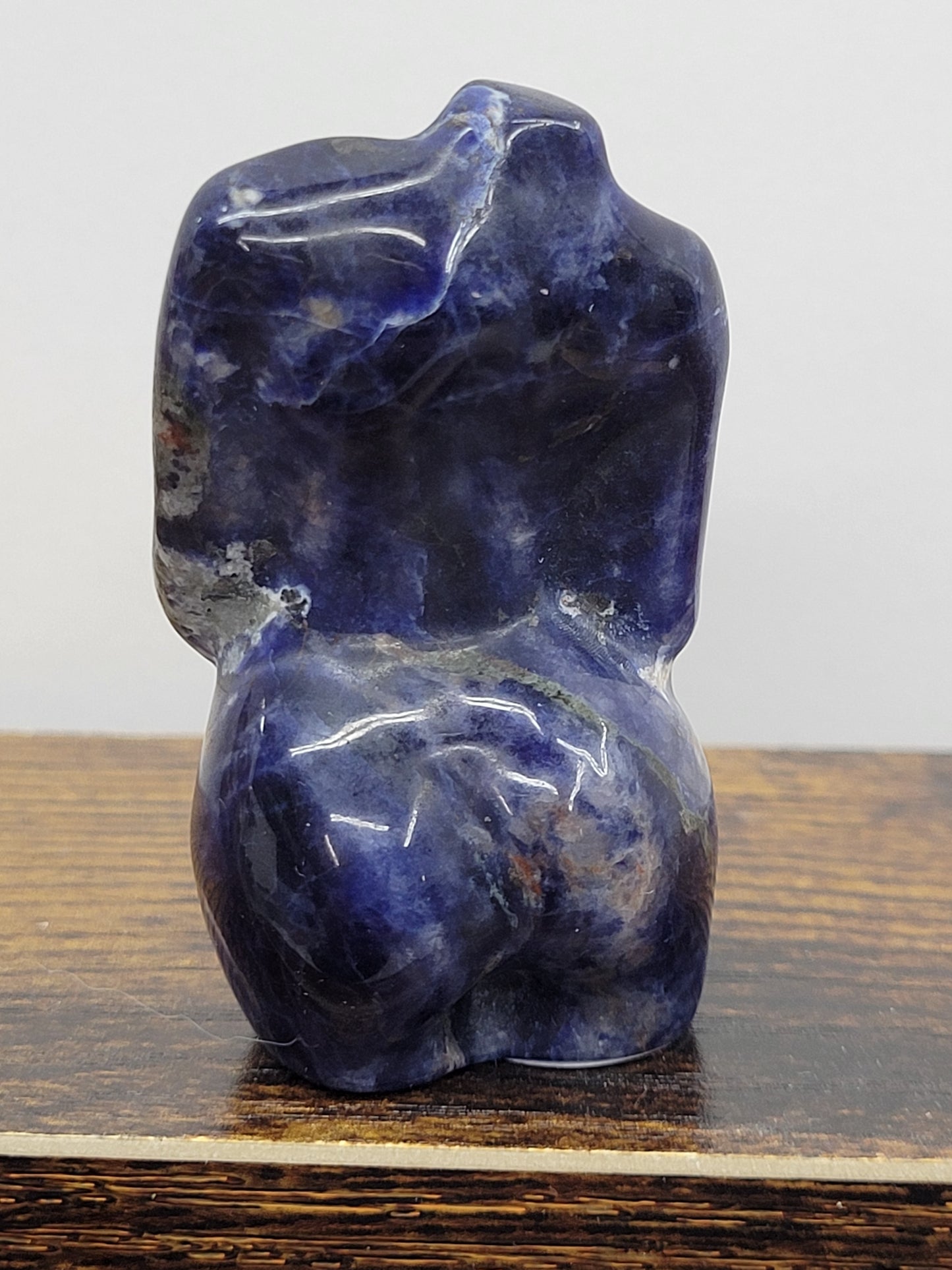 Pregnant goddess body