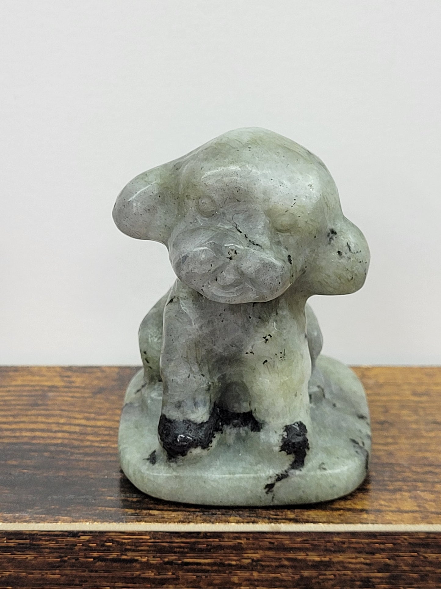 Dog carving - Poodle
