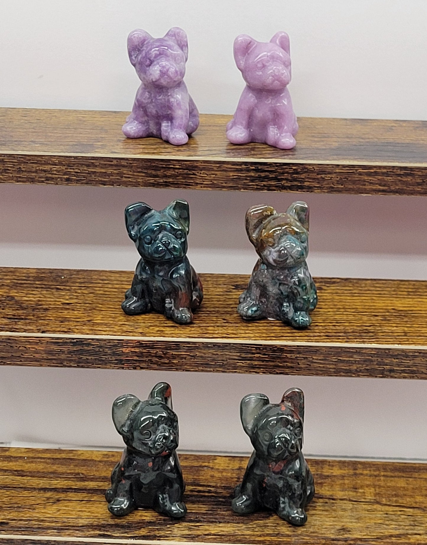 Dog carving - Frenchie (medium)