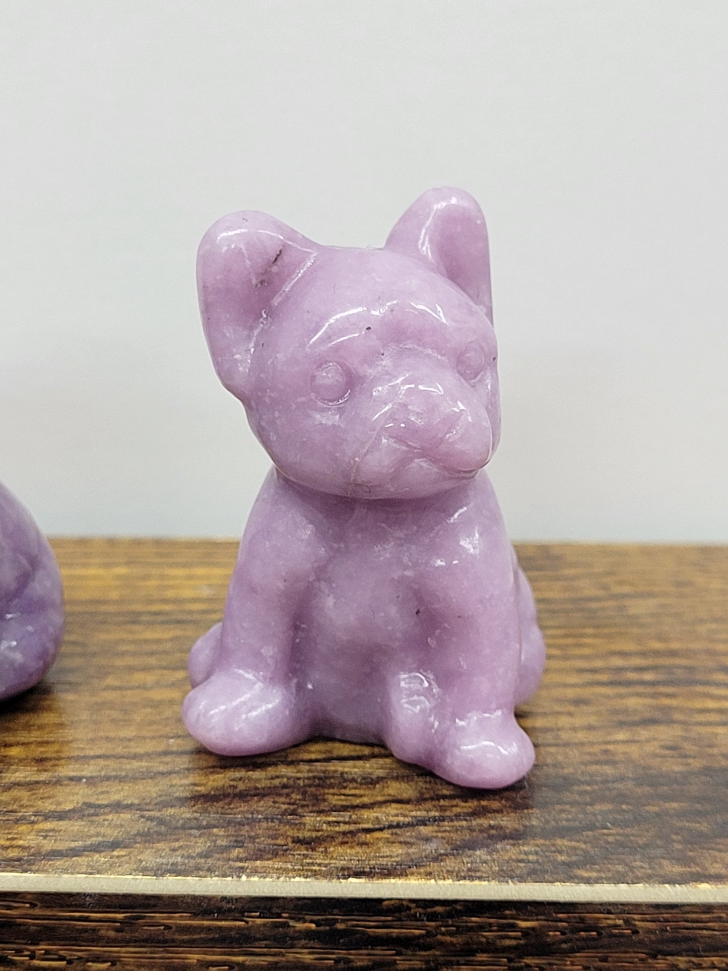 Dog carving - Frenchie (medium)