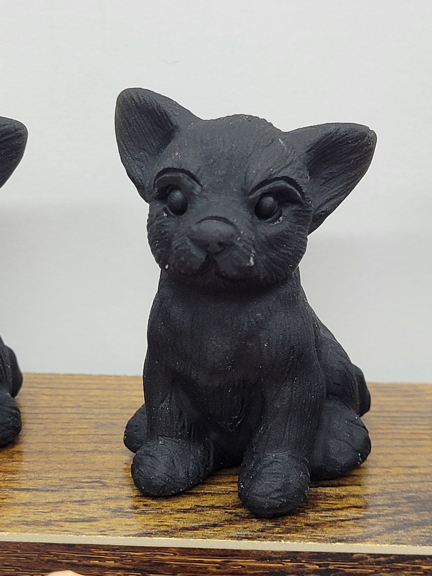 Dog carving - Chihuahua