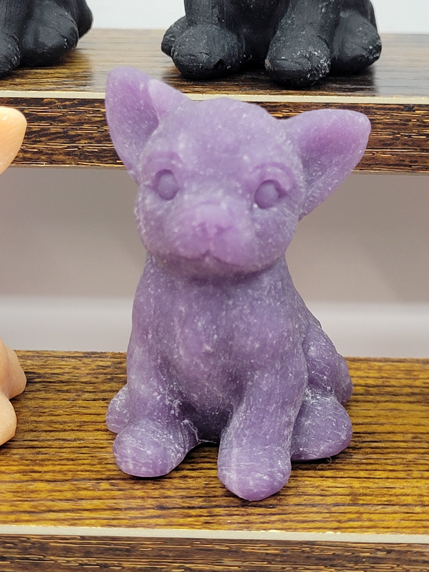 Dog carving - Chihuahua