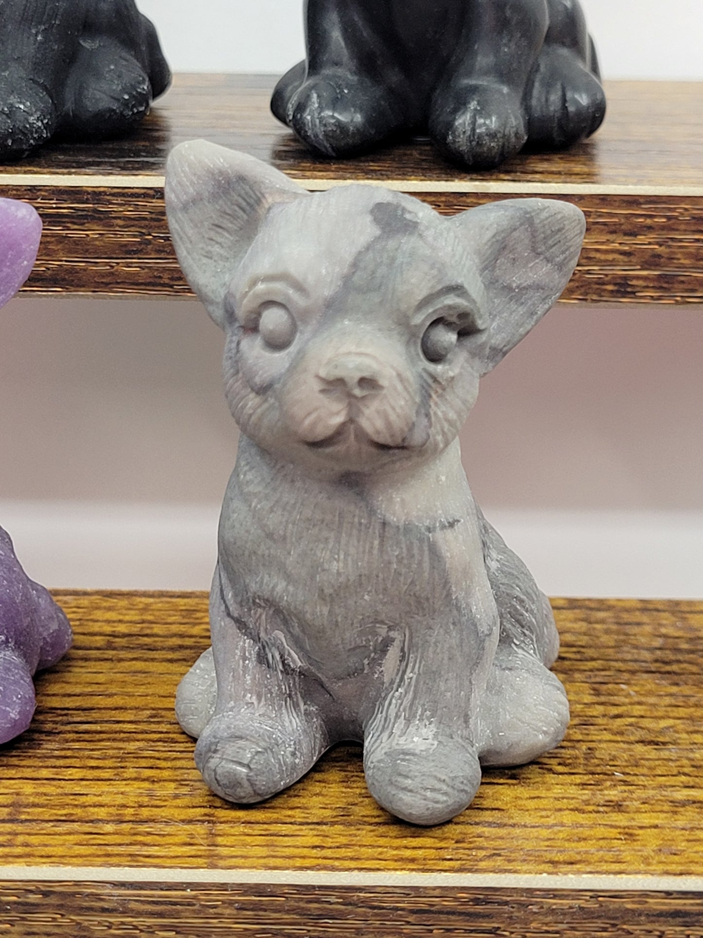 Dog carving - Chihuahua