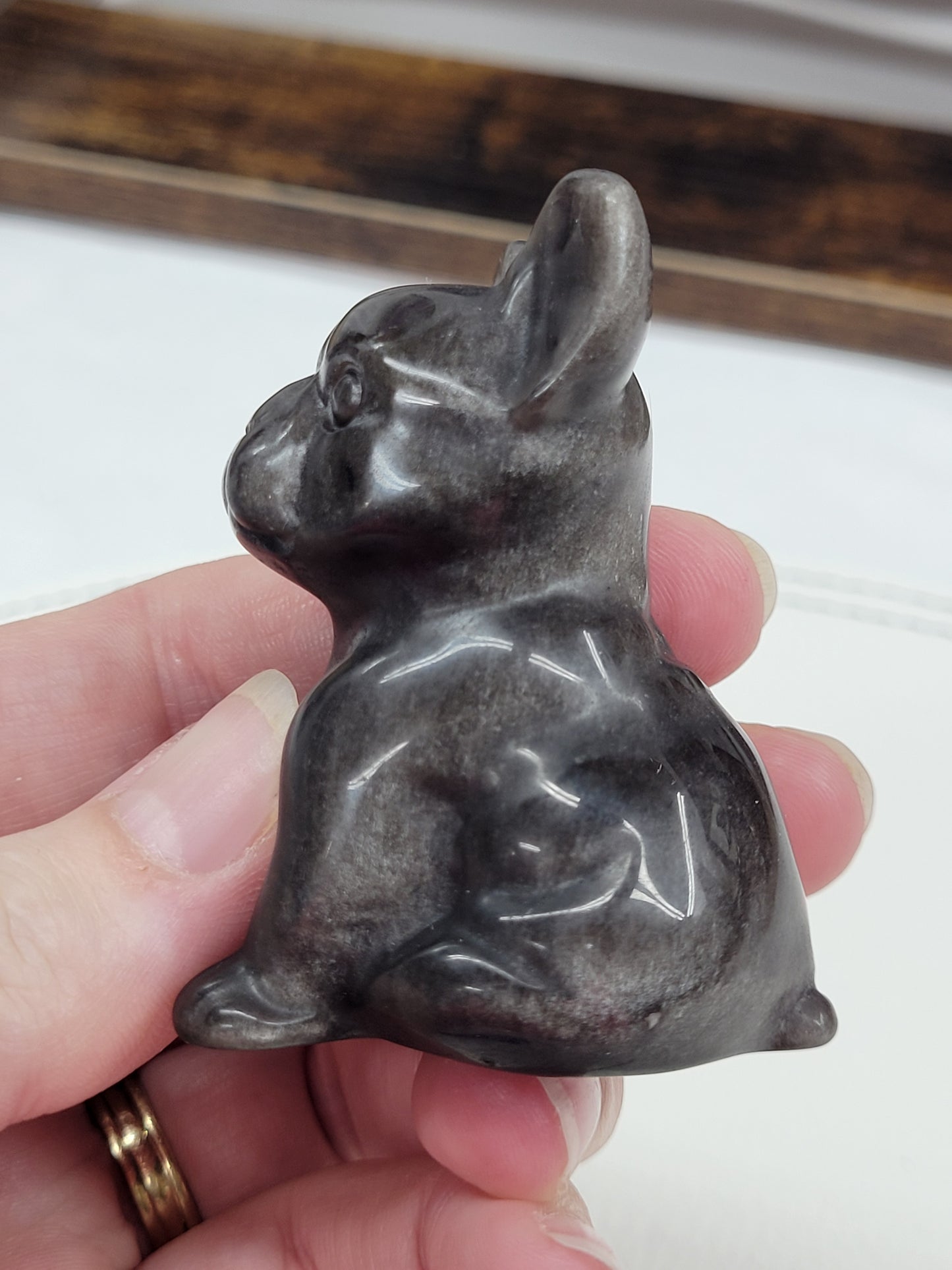 Dog carving - Frenchie