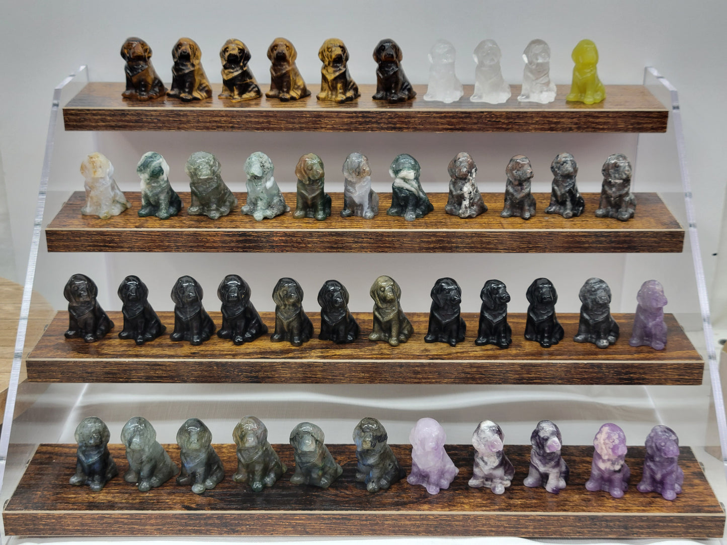 Dog carving - Lab/Hound (small)