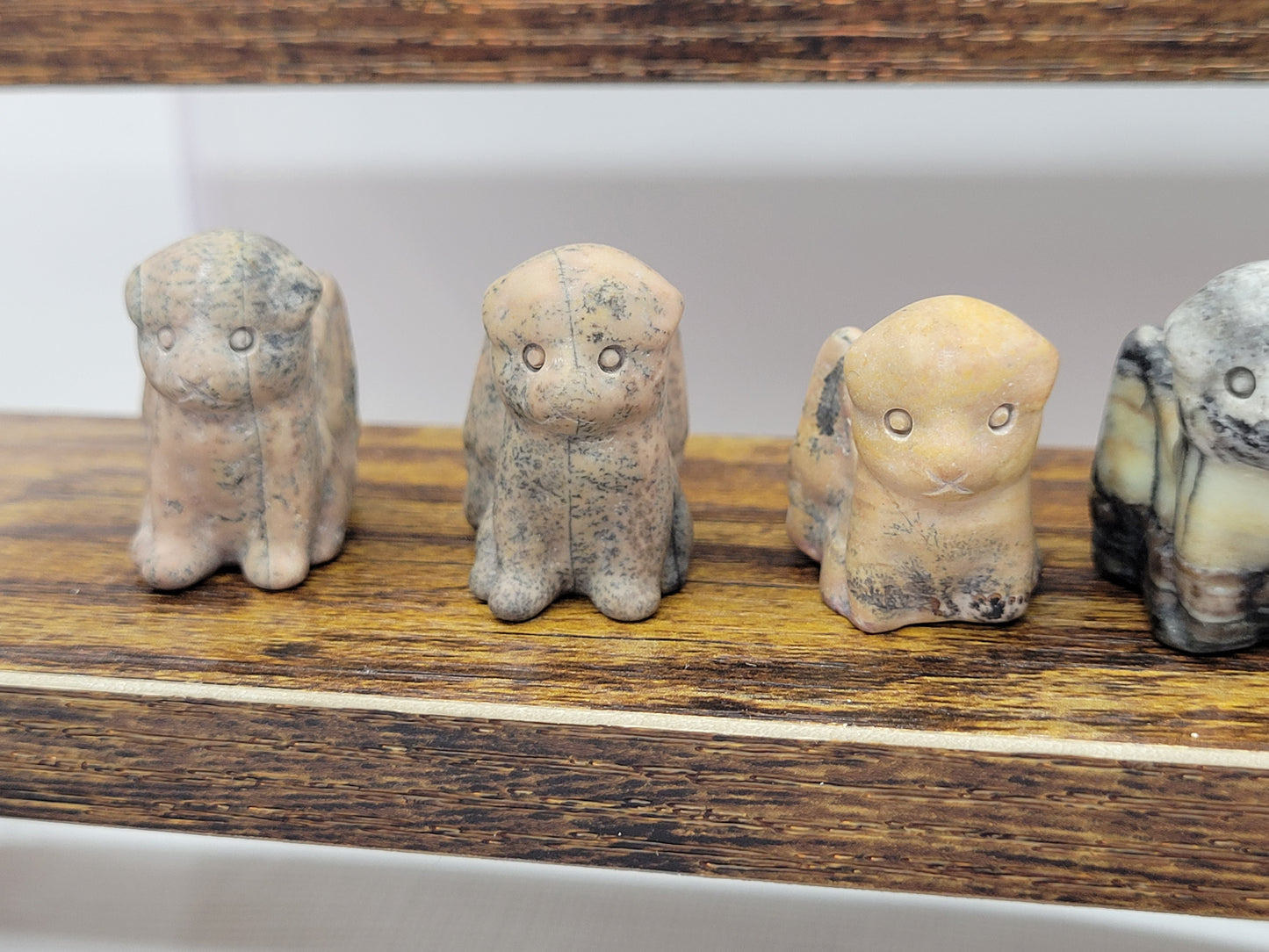 Dog carving - Angel dog (small)