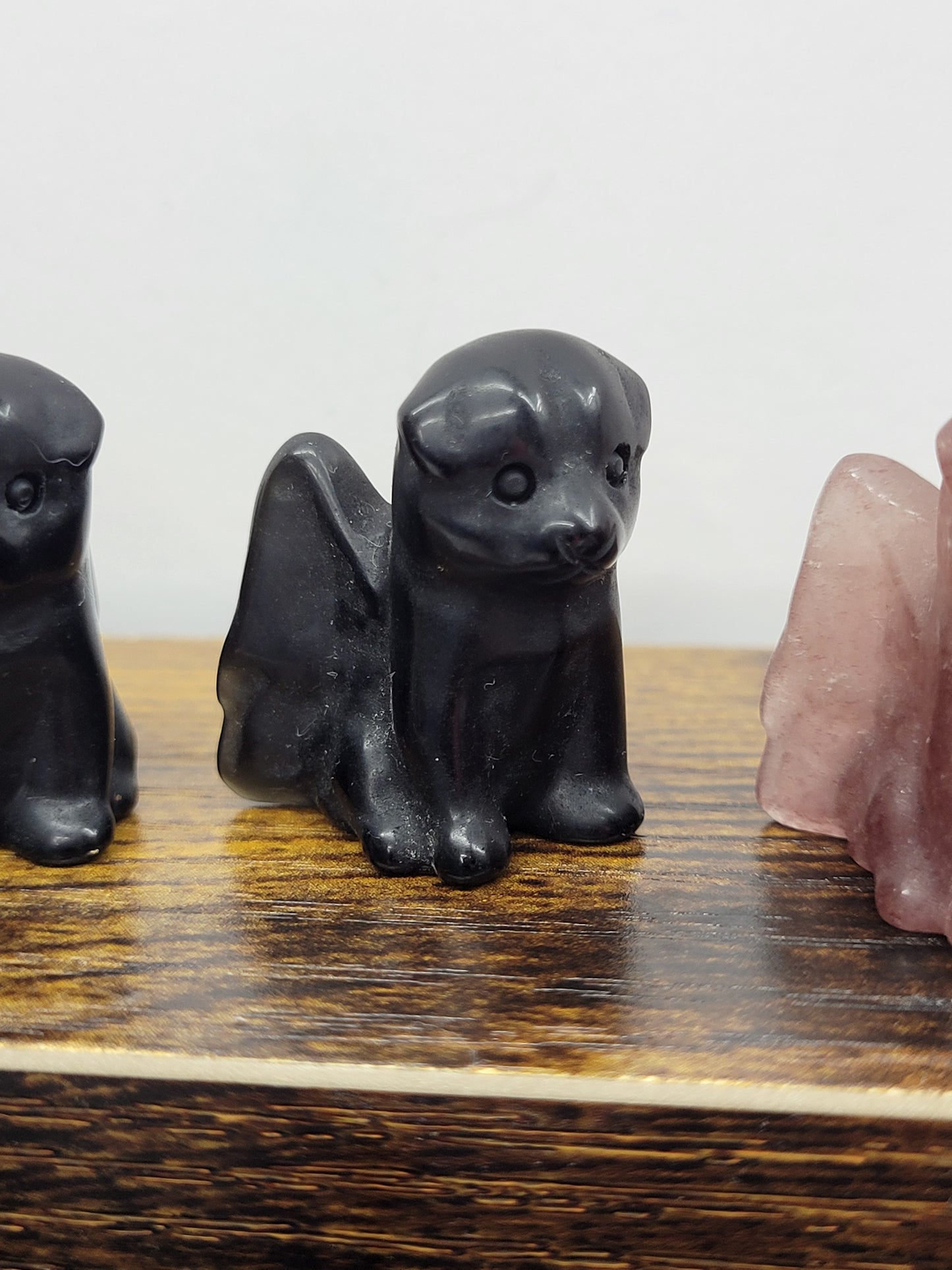 Dog carving - Angel dog (small)