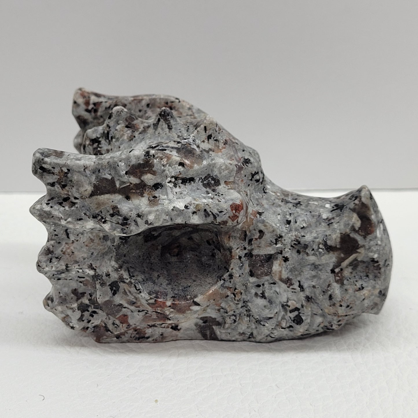 Dragon head carving (L)