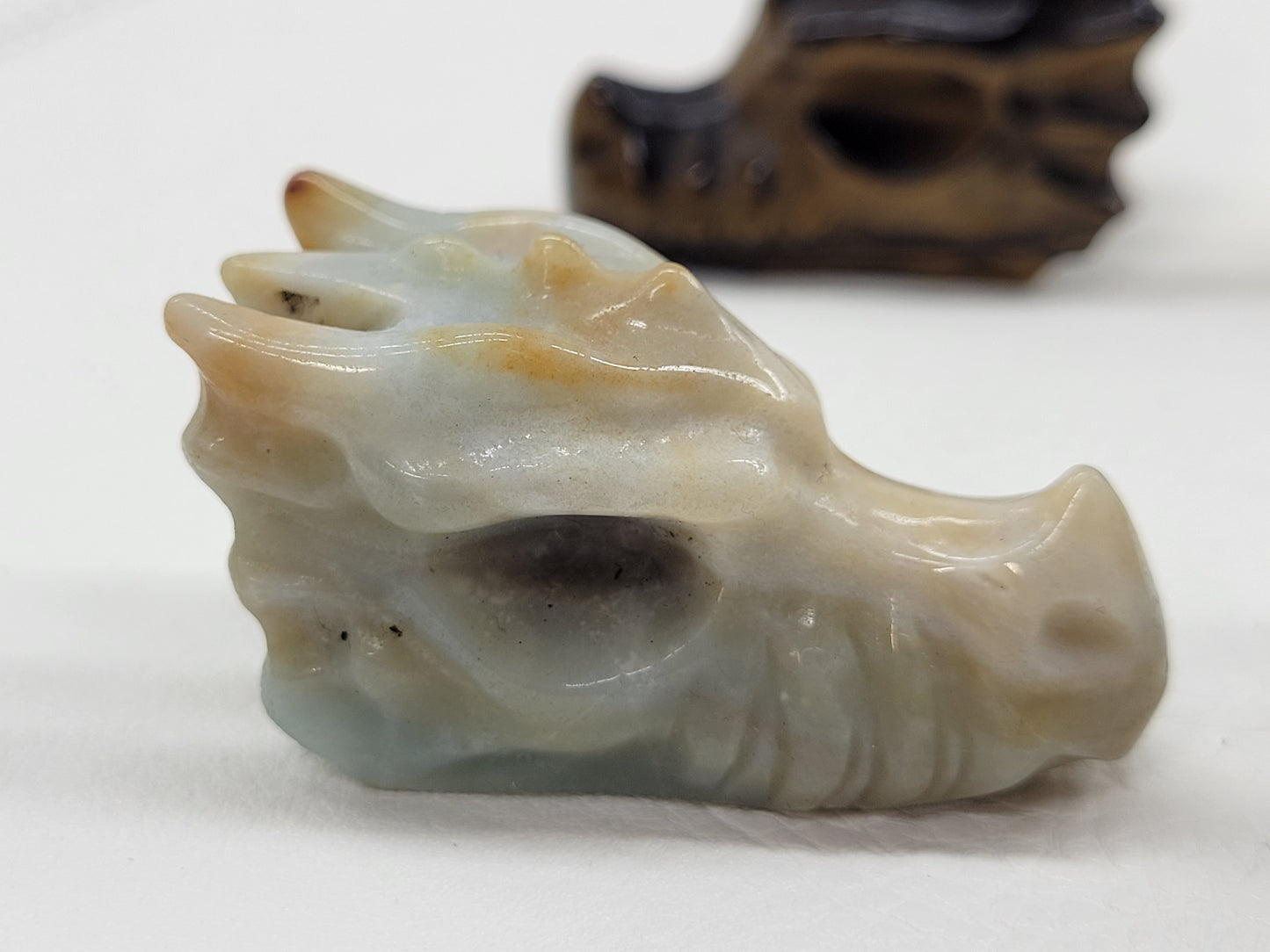 Dragon head carving (M)