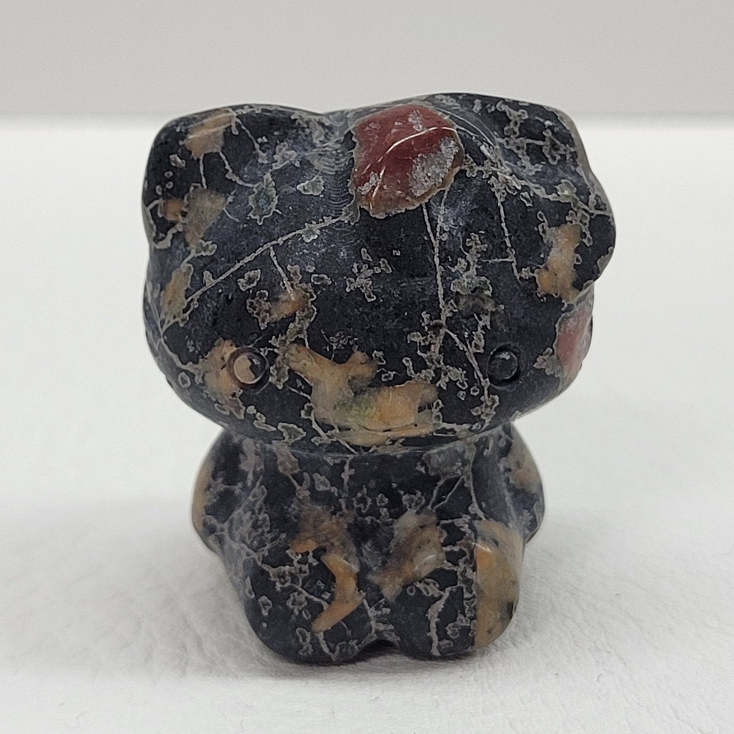 Hello Kitty carving (small)