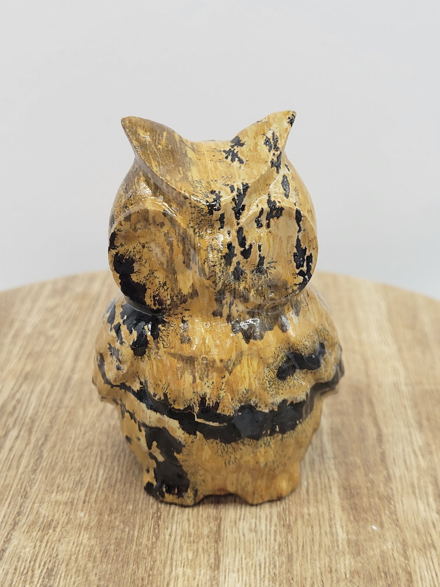 Picture Jasper owl carvings (large)