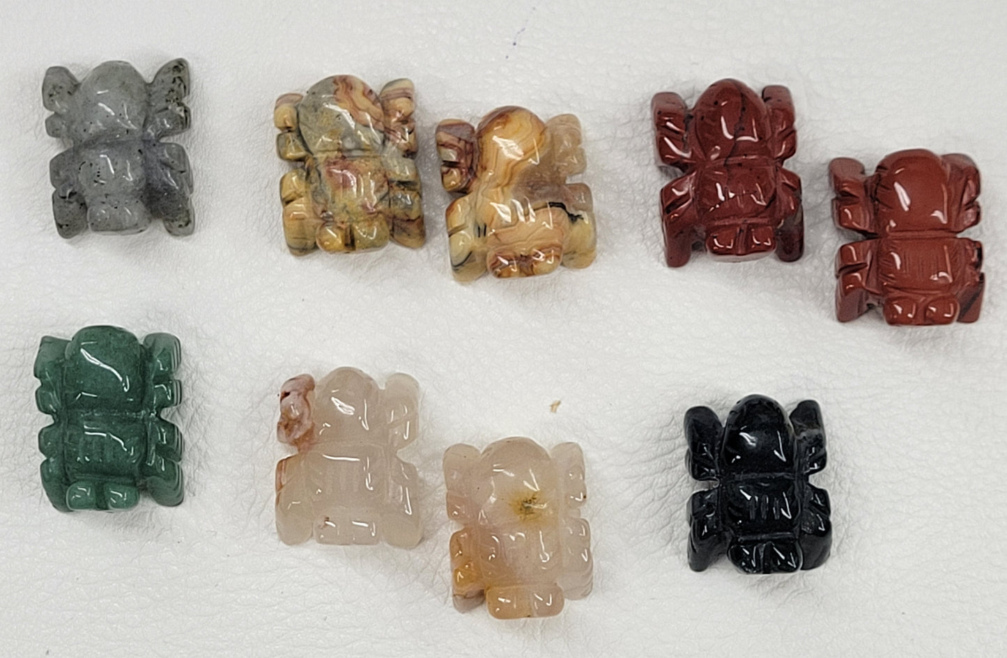 Spider carvings (x-small)