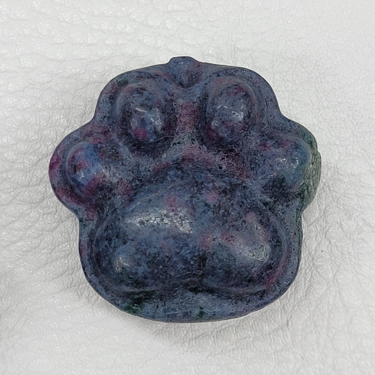 Paw print carvings (small)
