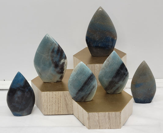 Trolleite teardrop flame