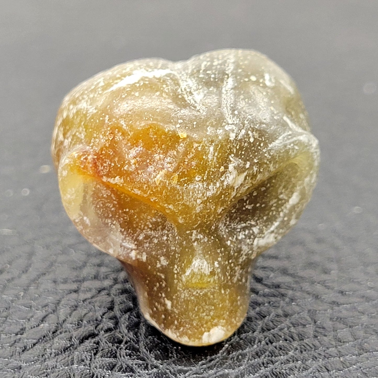 Alien head carving (small)