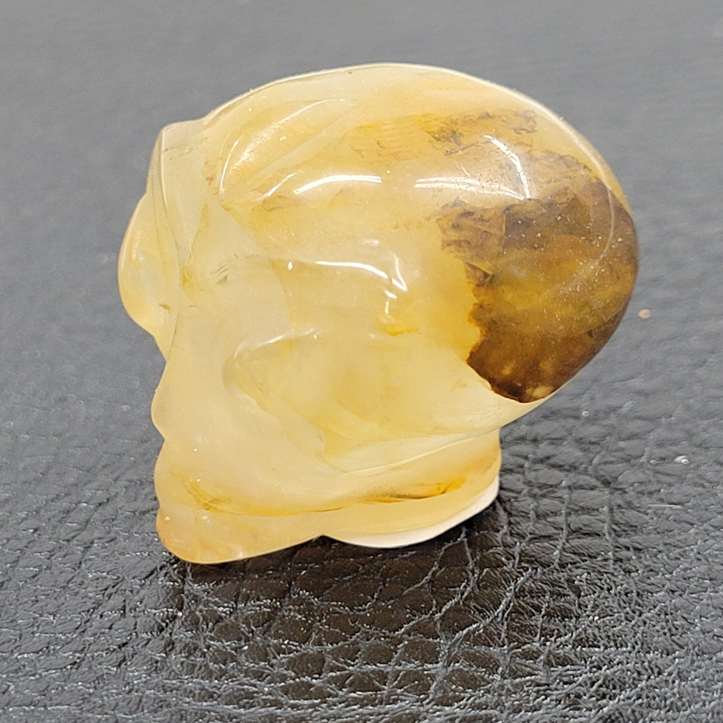 Alien head carving (small)