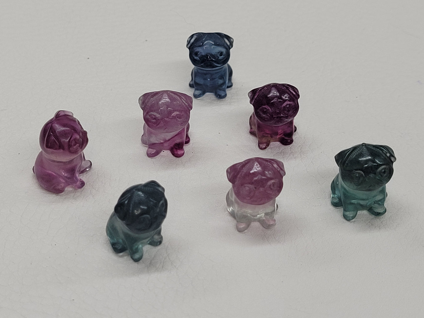 Fluorite mini - Pug dog