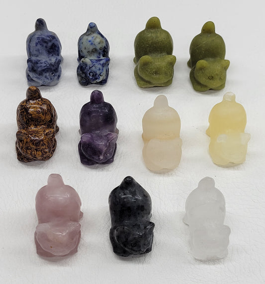 Cat/kitty carving - playful (S)