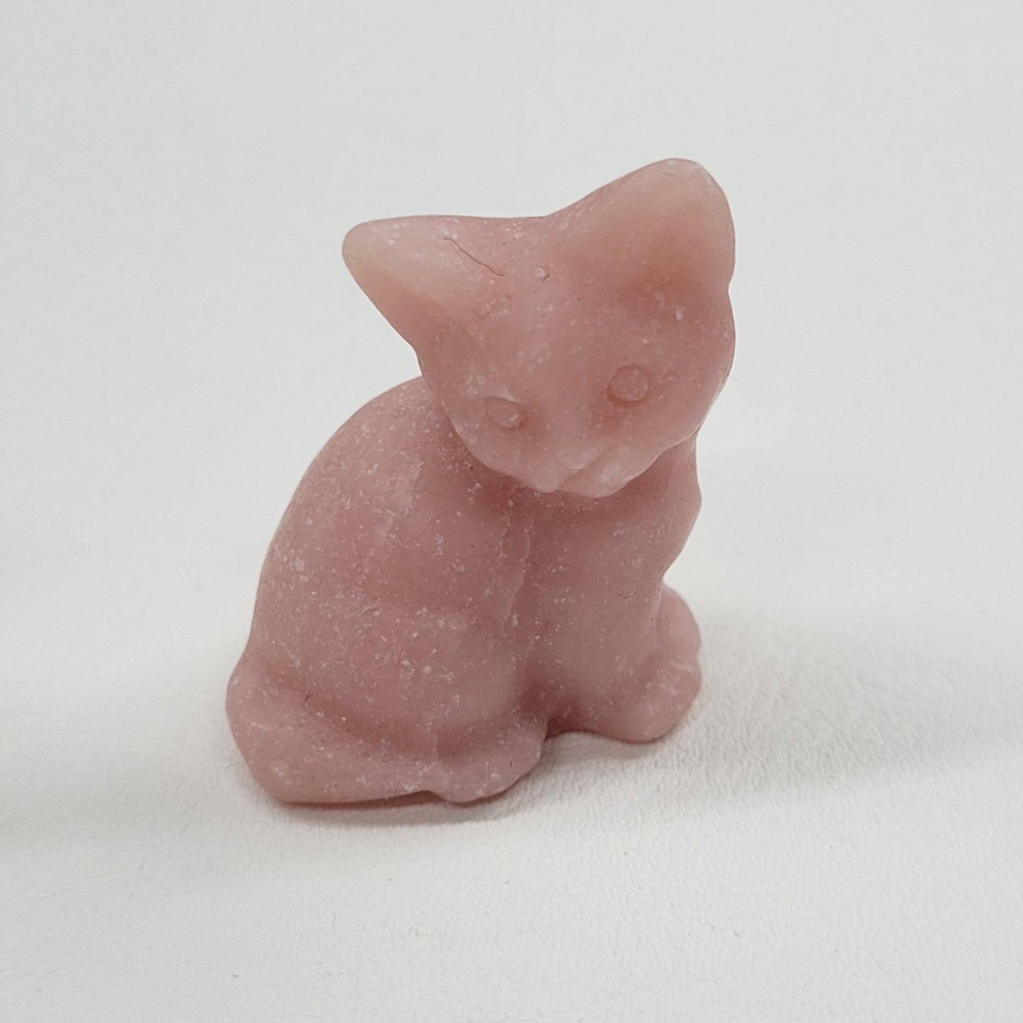 Cat/kitty carvings - side sitting