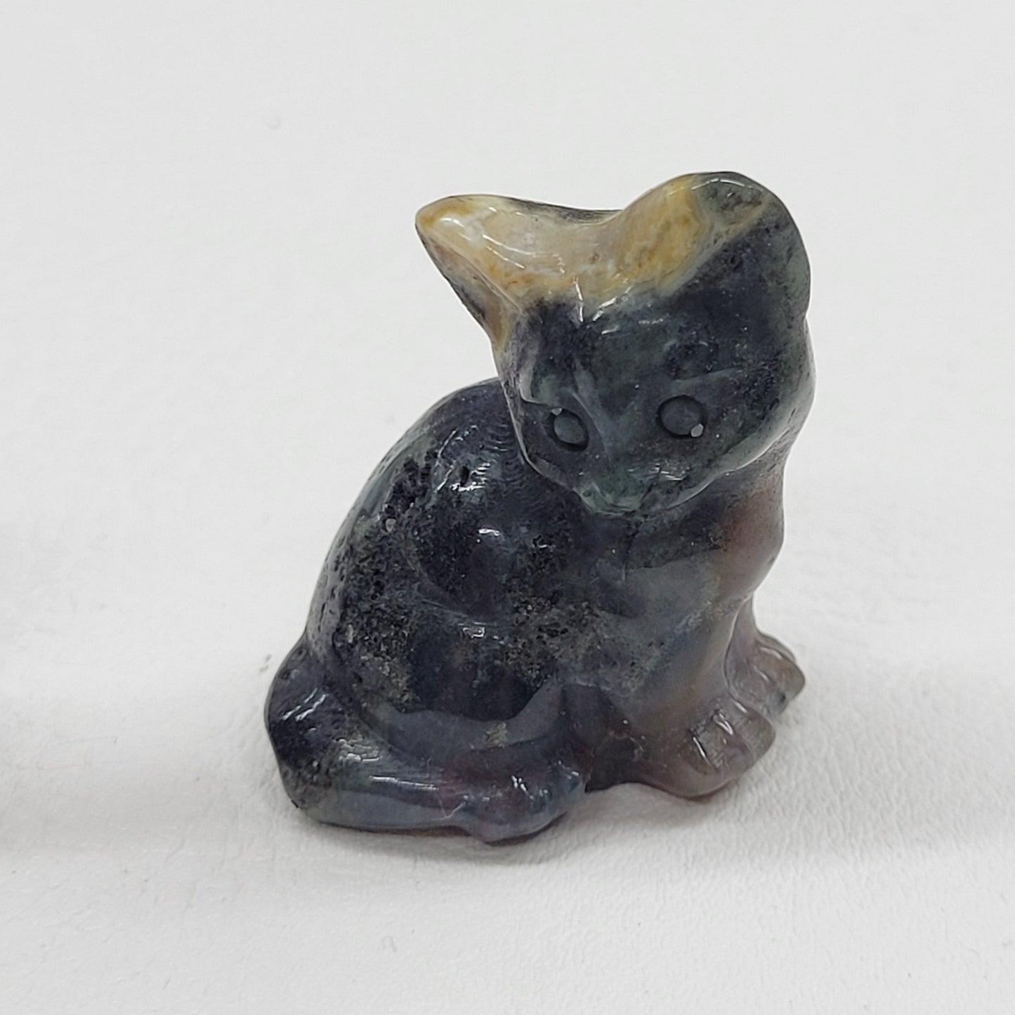 Cat/kitty carvings - side sitting