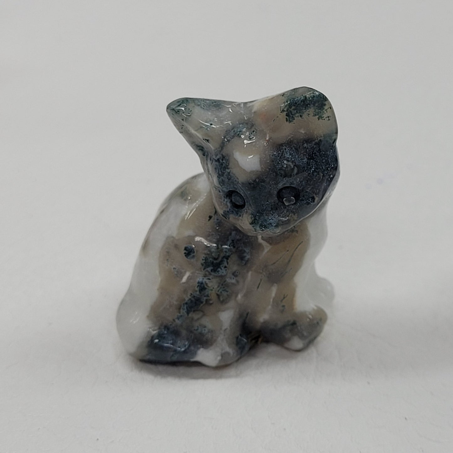 Cat/kitty carvings - side sitting