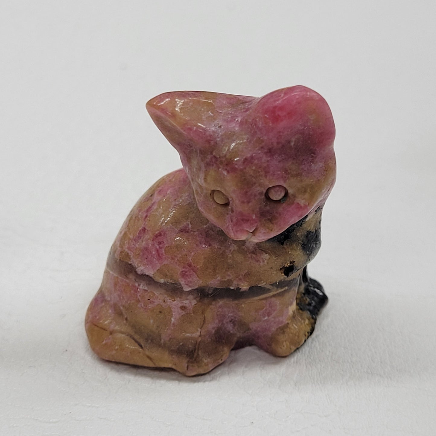 Cat/kitty carvings - side sitting