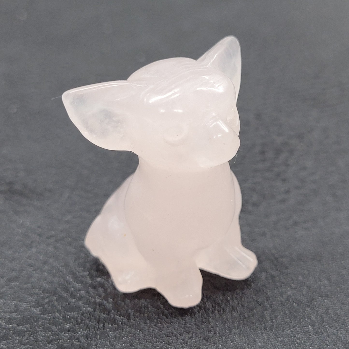 Dog carving - Chihuahua (small)