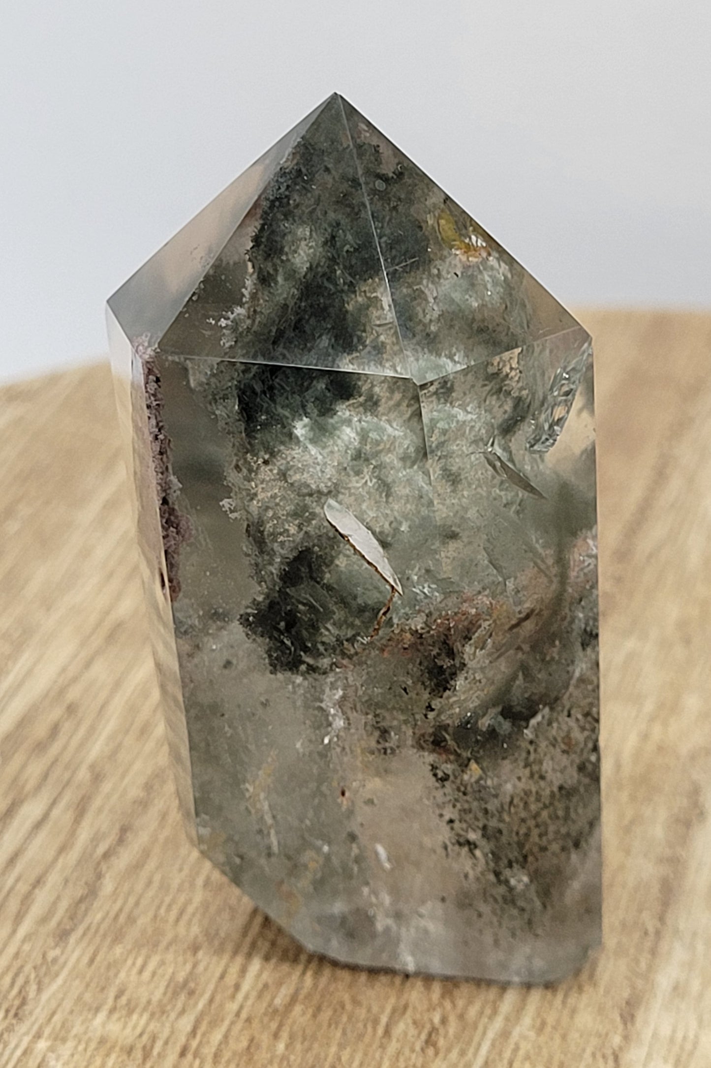 Garden Quartz tower high clarity (medium to large)