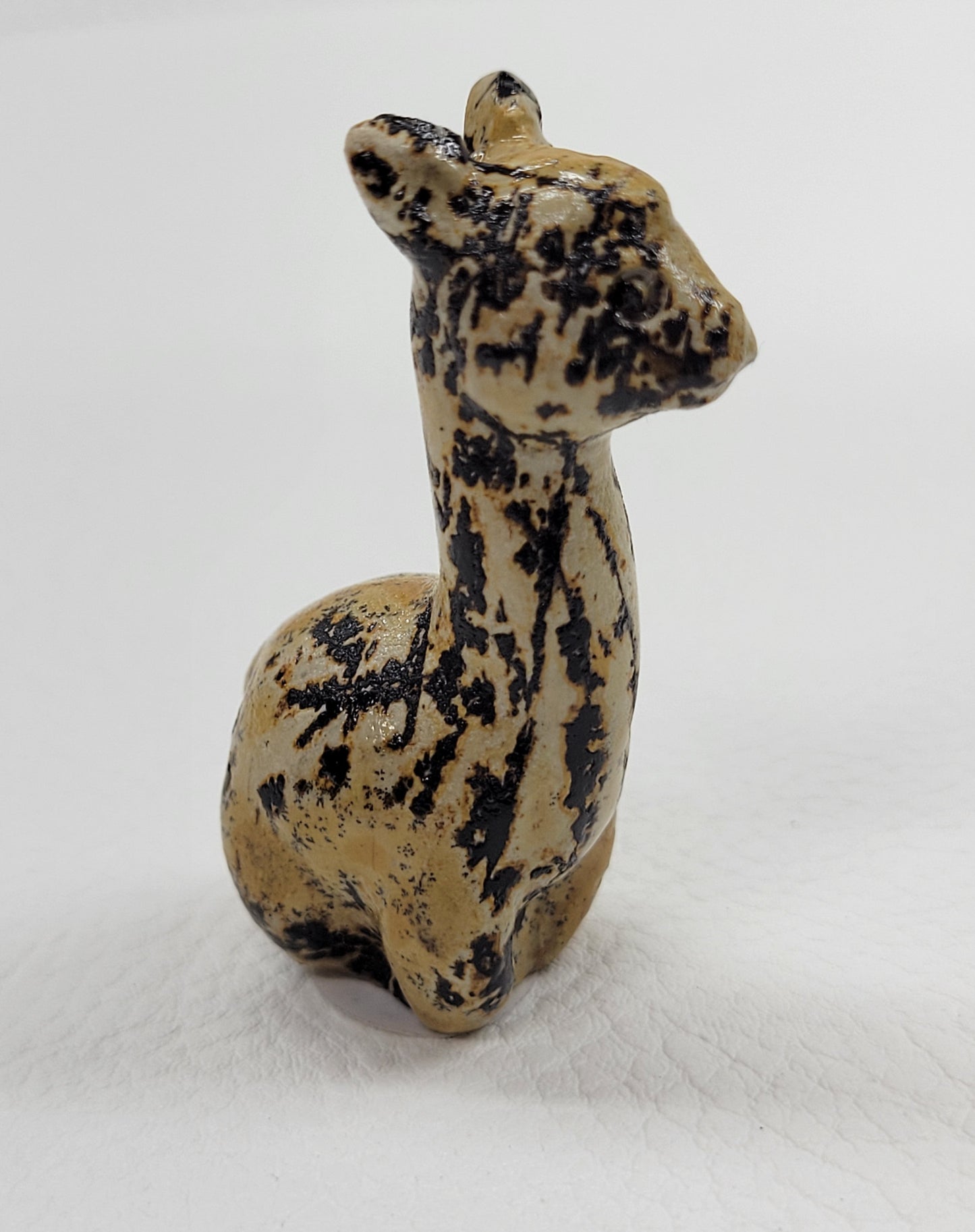 Picture Jasper llama carving (small)