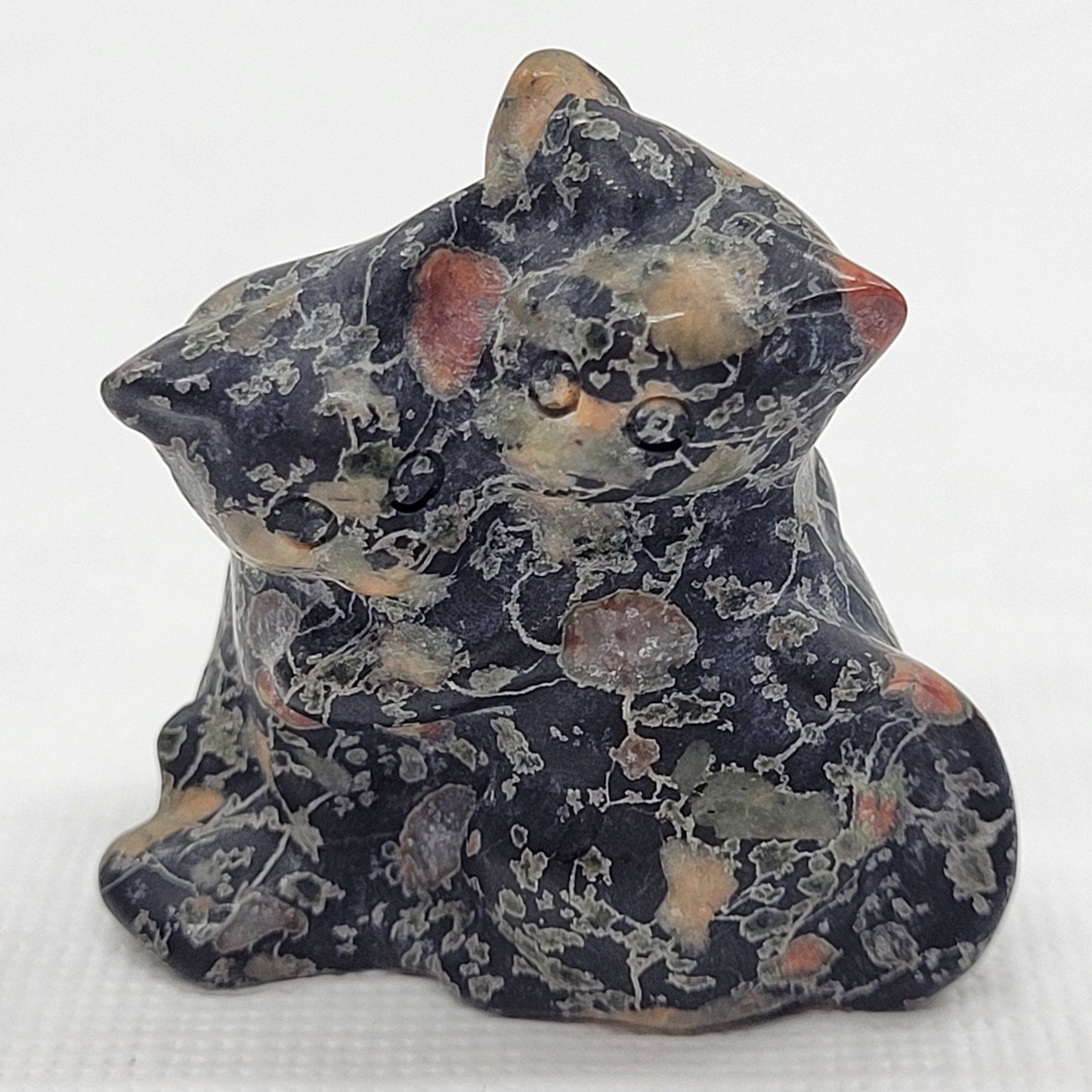 Hugging cat carvings (small)