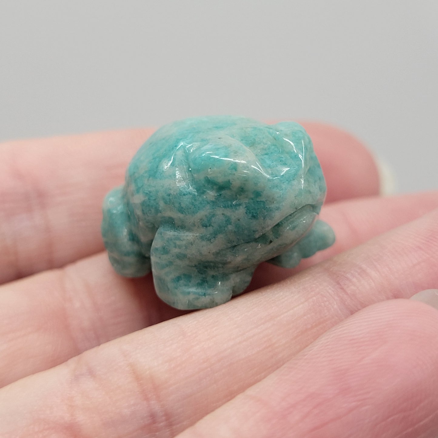 Chunky frog carvings (mini)