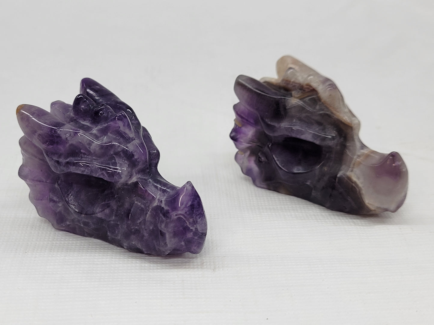 Dragon head carving (M)