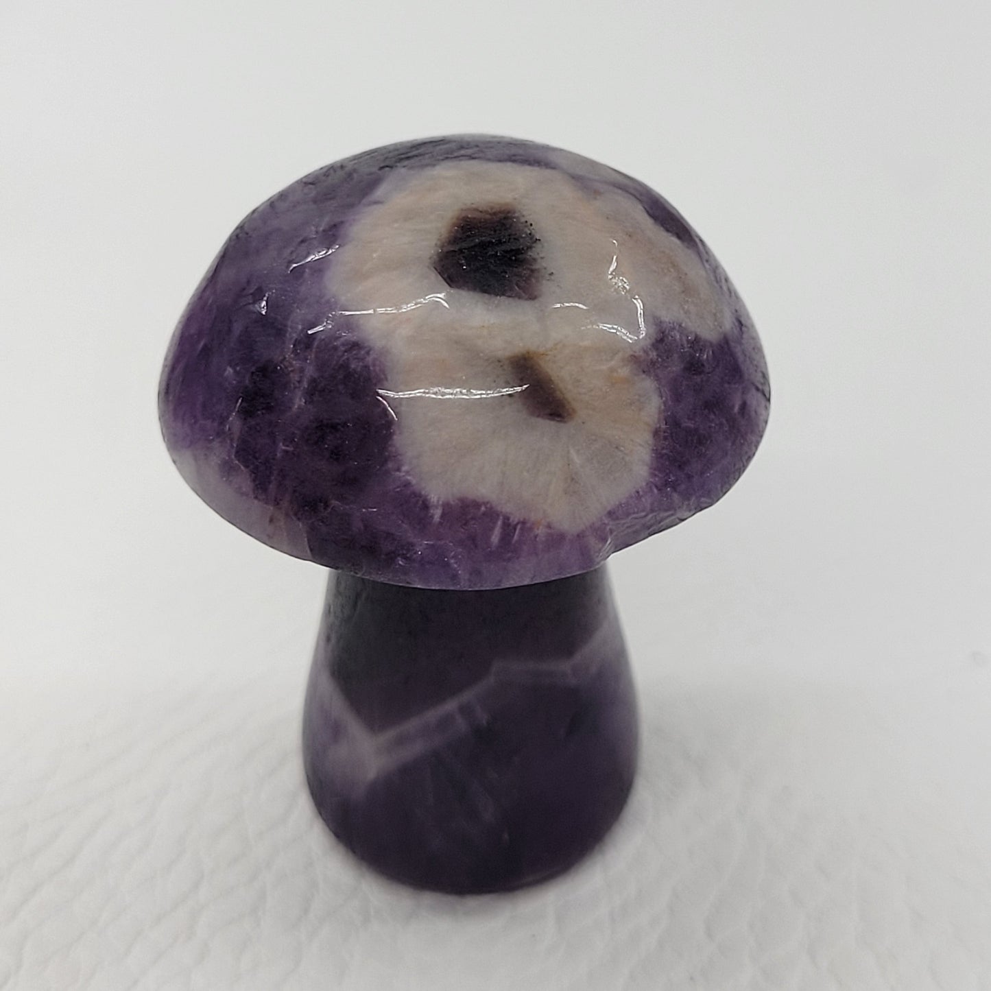 Mushroom carvings (medium)