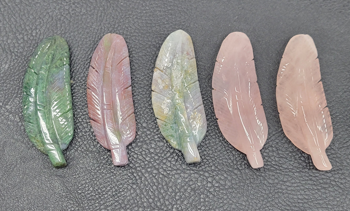 Feather carving (medium)