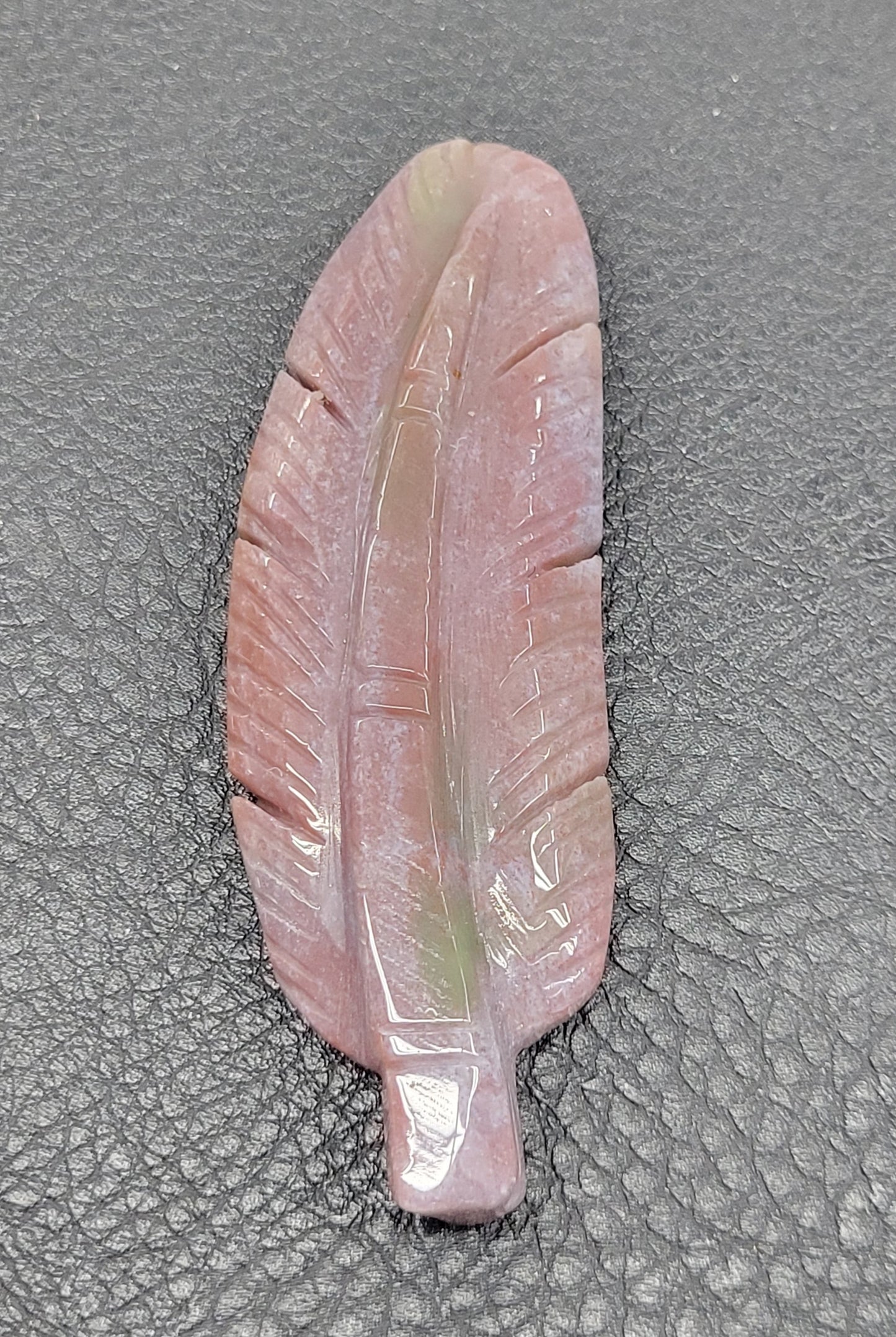 Feather carving (medium)