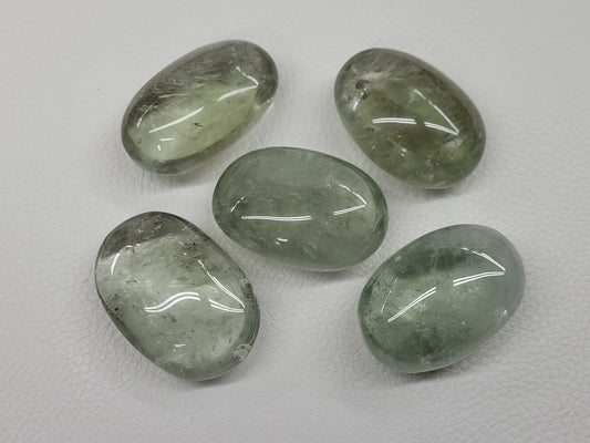 Palm - Prasiolite (Green Quartz)