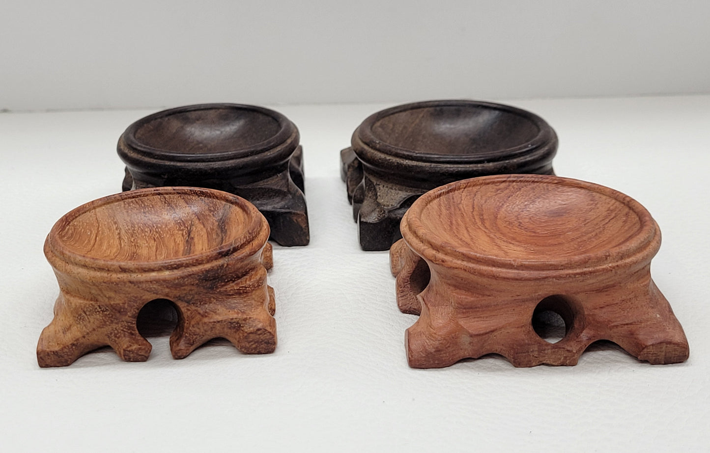 Sphere stand w/ legs - wood (M & L)