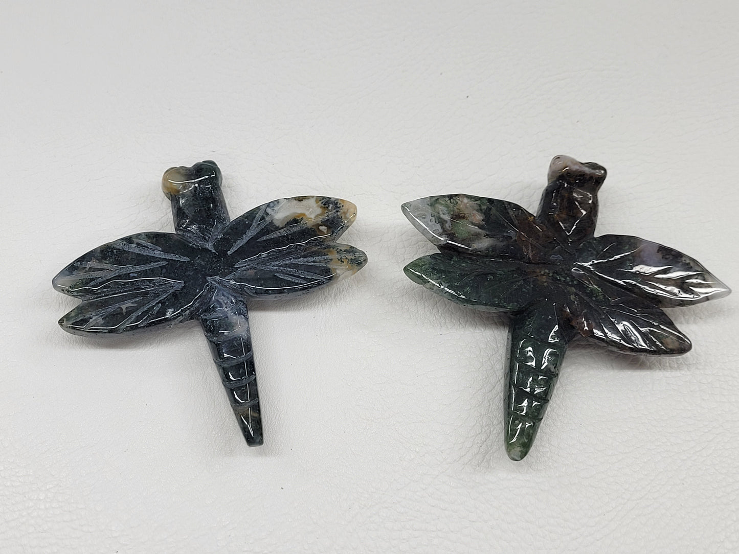 Dragonfly carvings (M)
