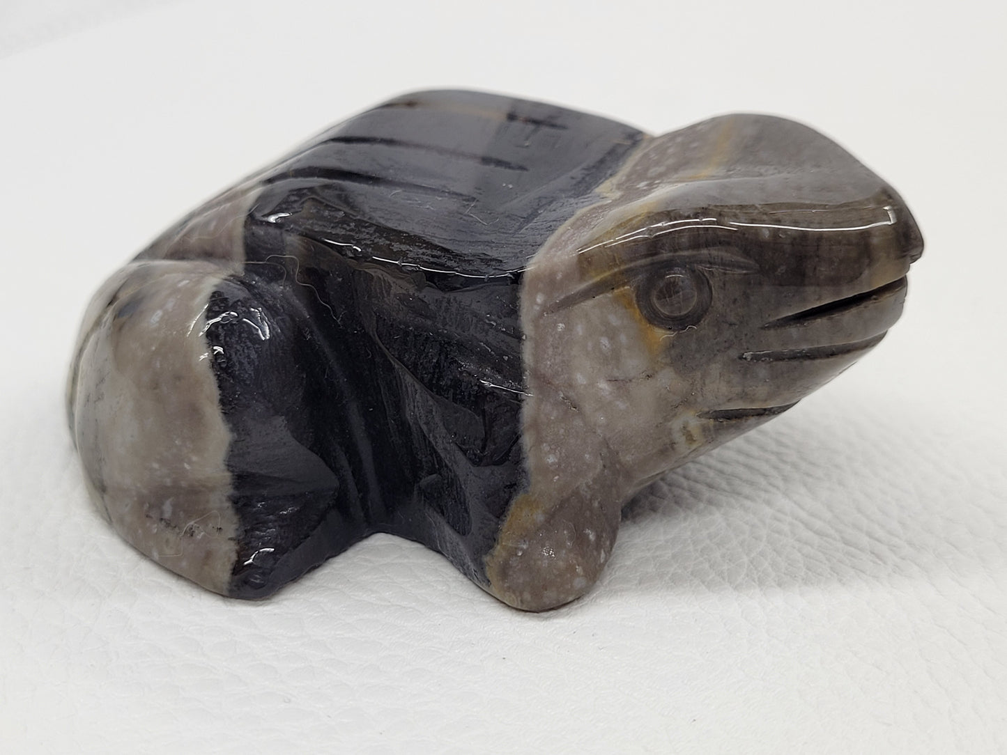 Volcano Agate frog (L)