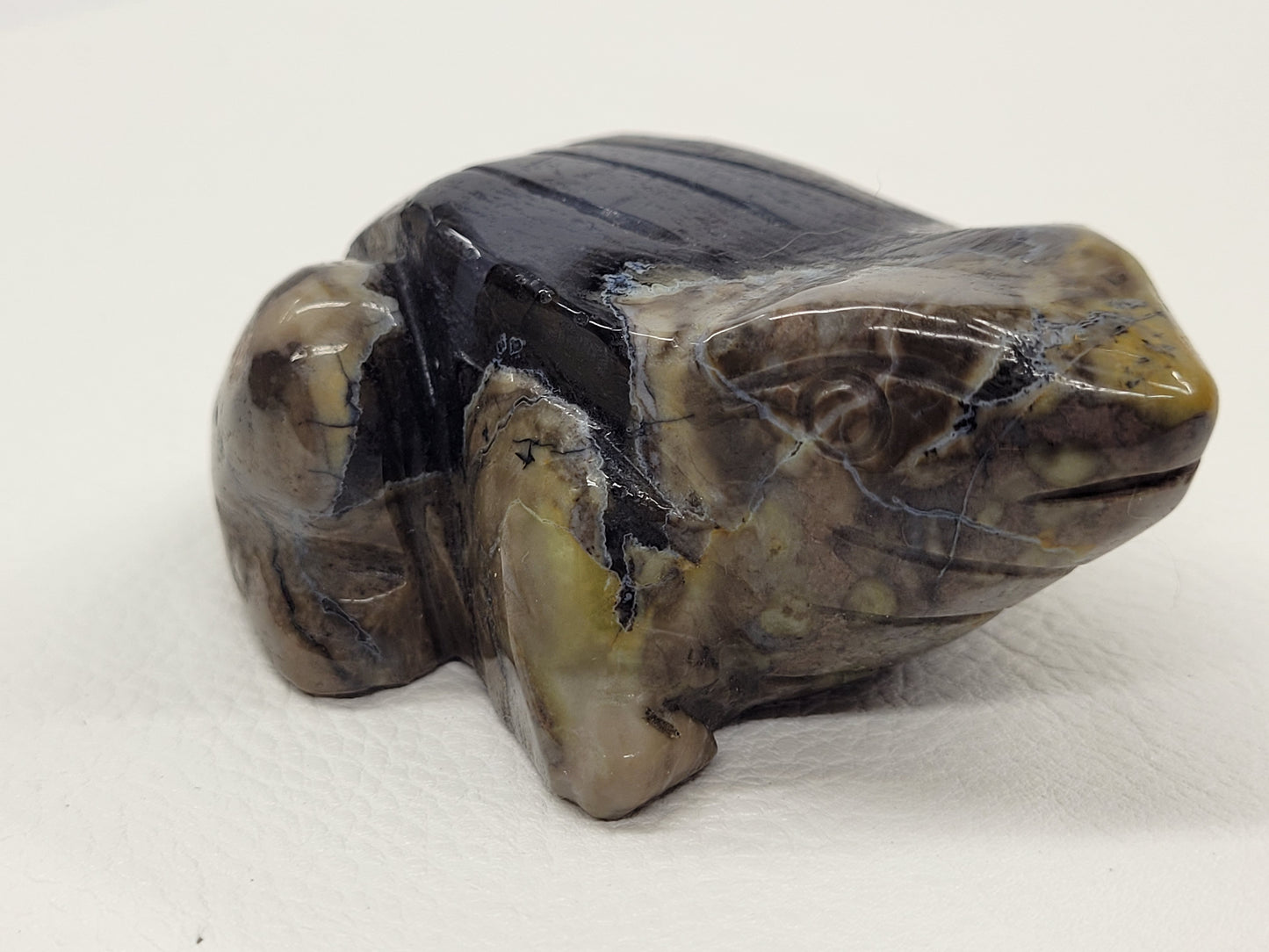Volcano Agate frog (L)