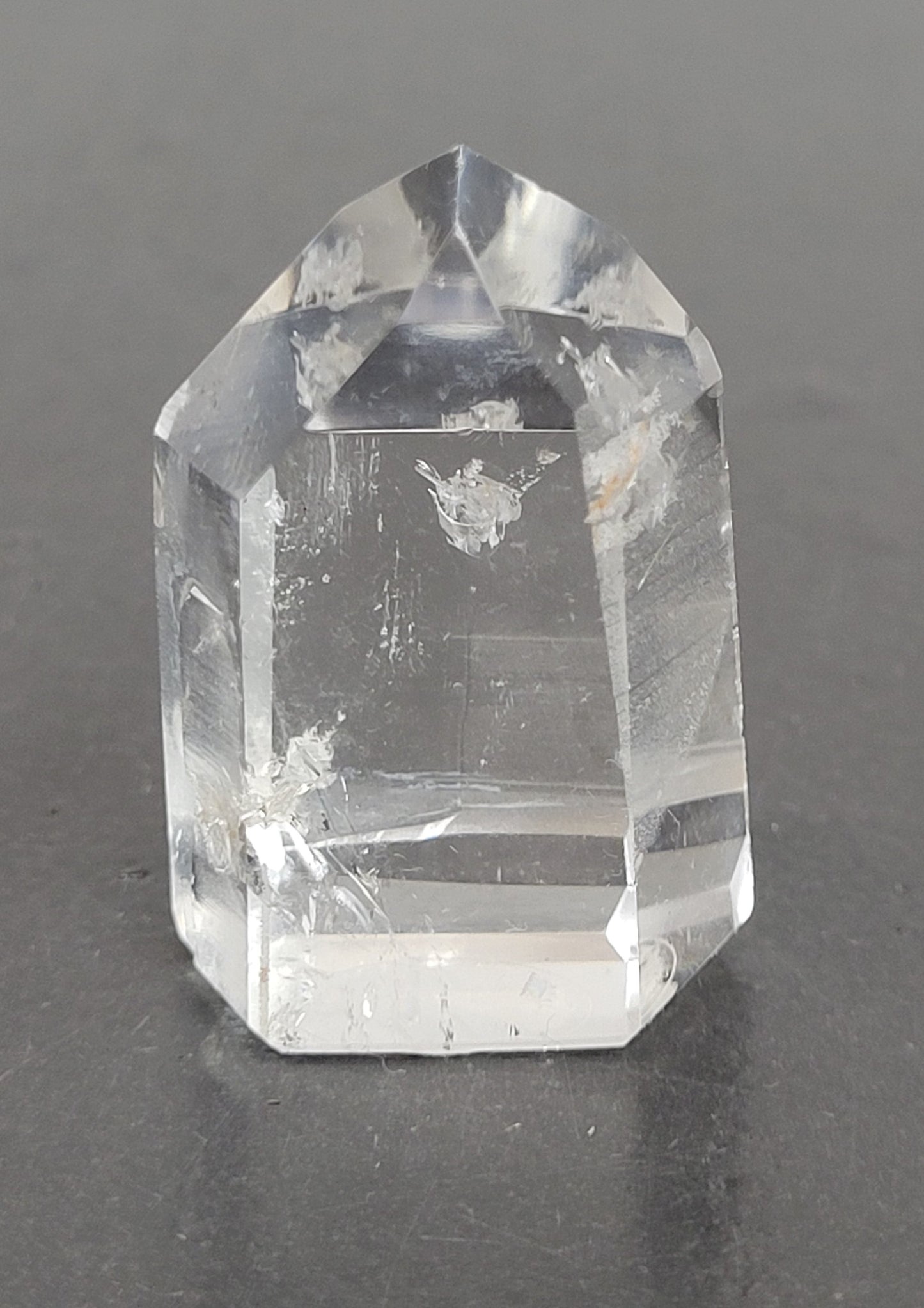 Lemuiran Quartz tower (1 of 2)