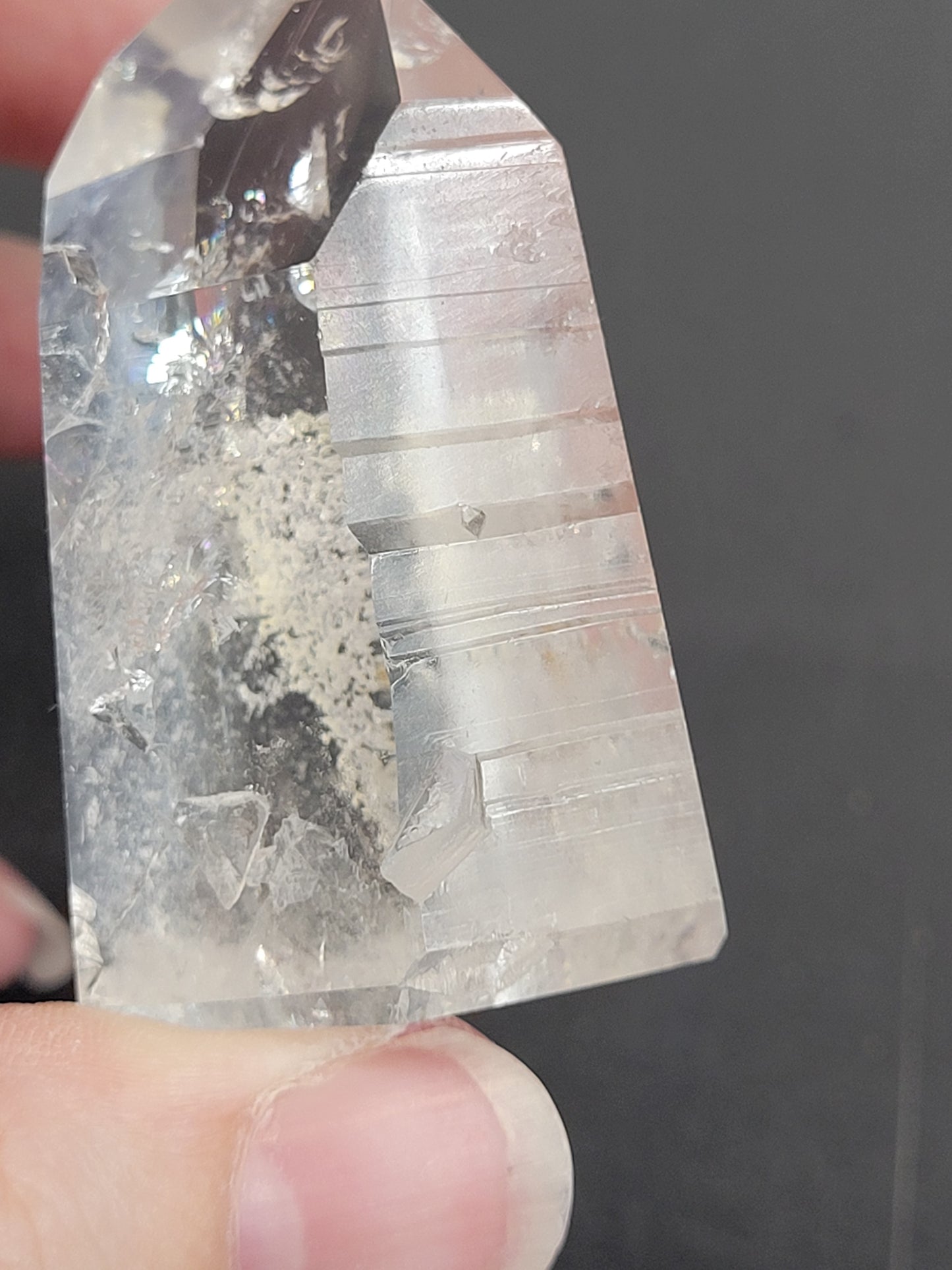 Lemuiran Quartz tower (1 of 2)