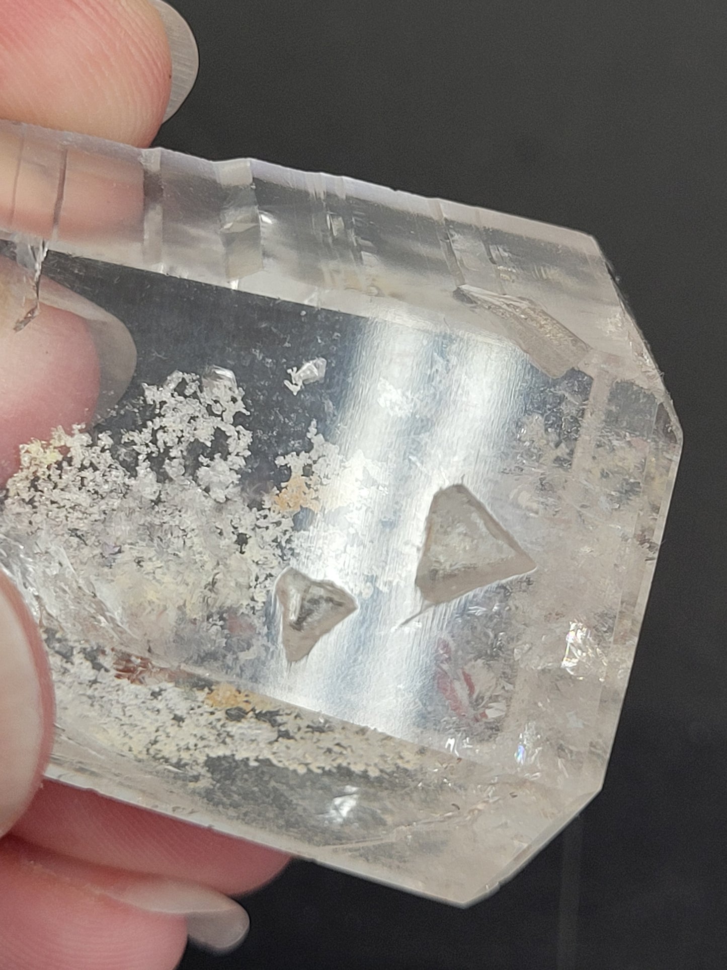Lemuiran Quartz tower (1 of 2)