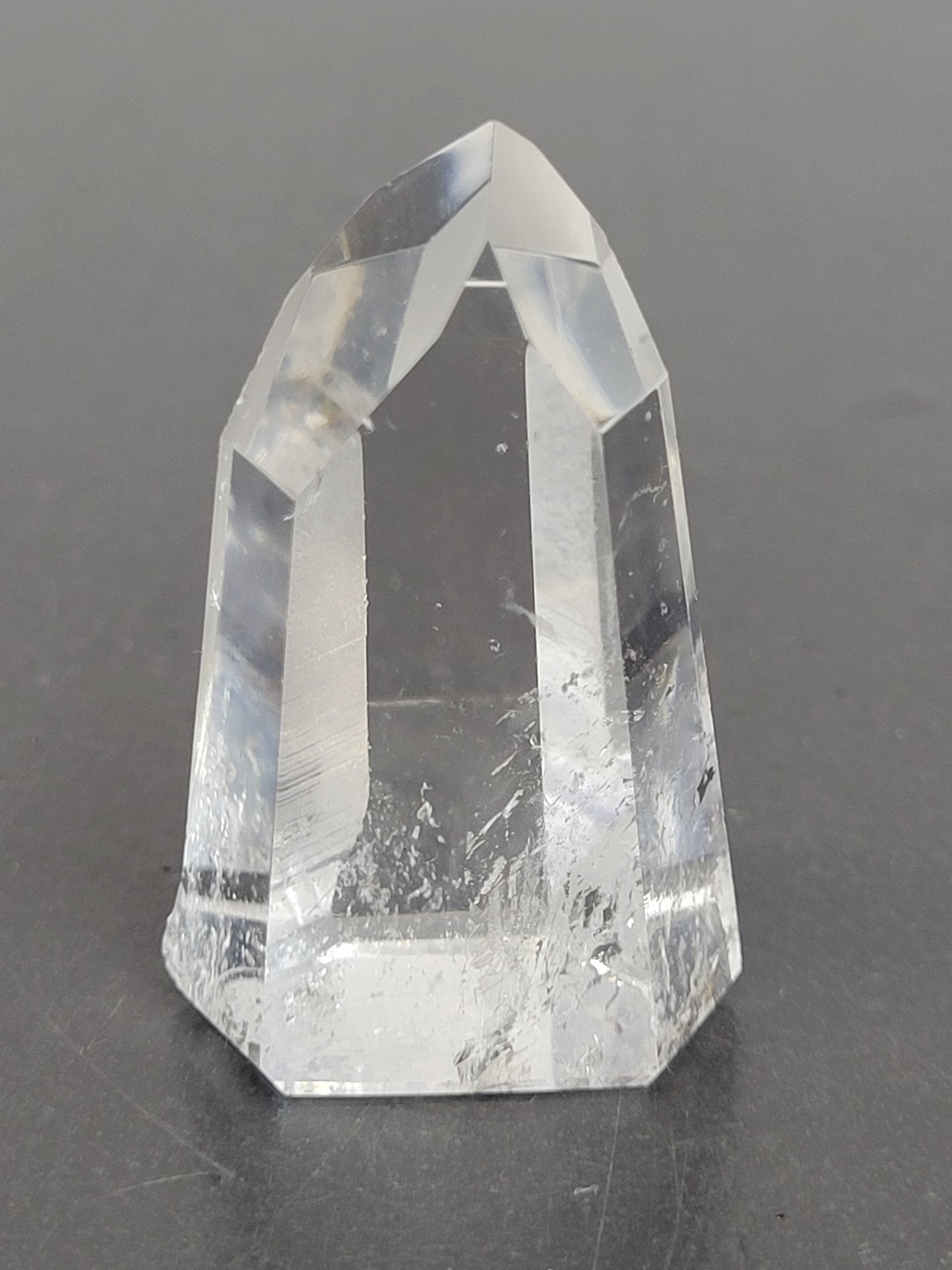 Lemuiran Quartz tower (1 of 2)