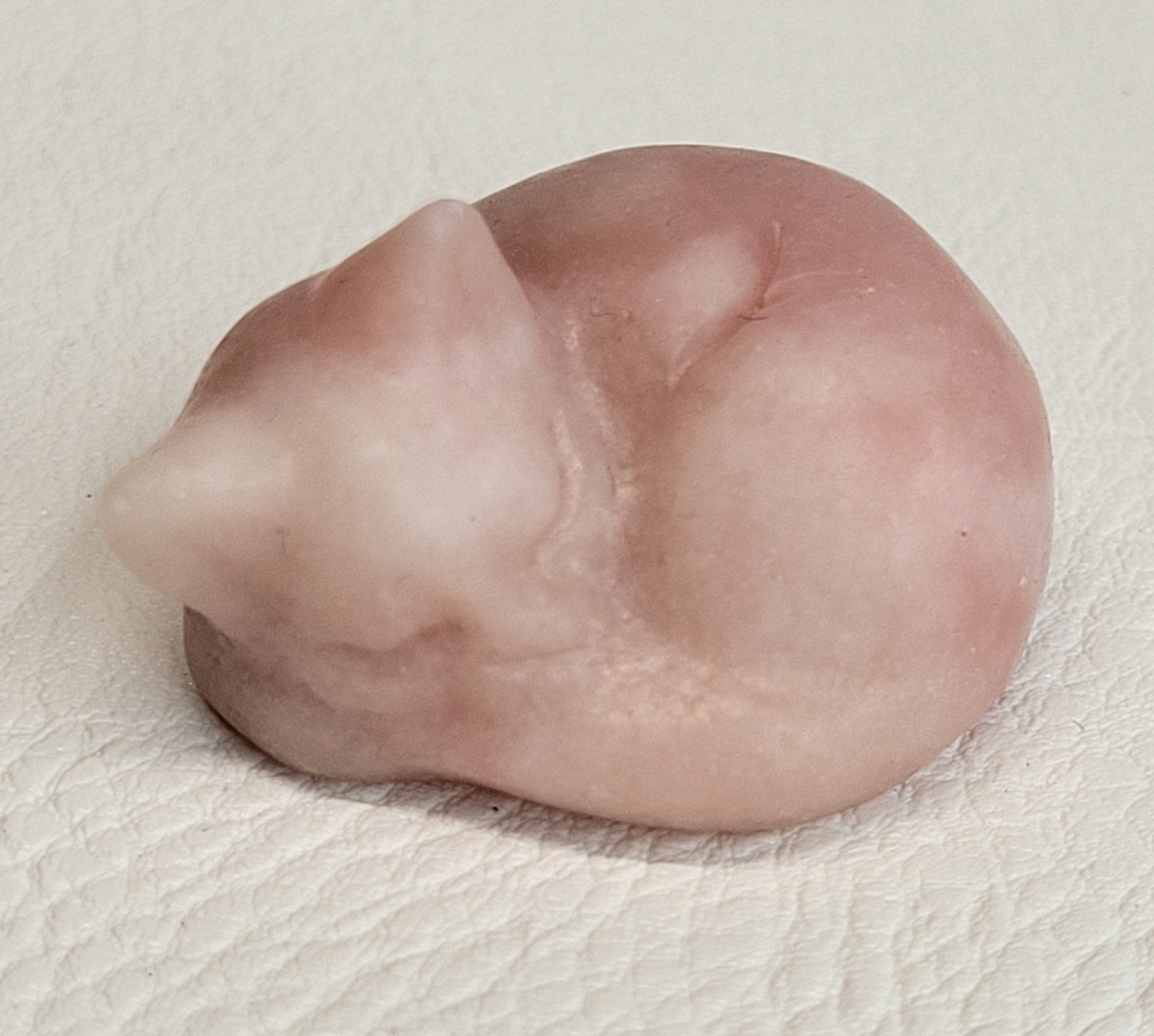 Cat/kitty carvings - sleeping (small)