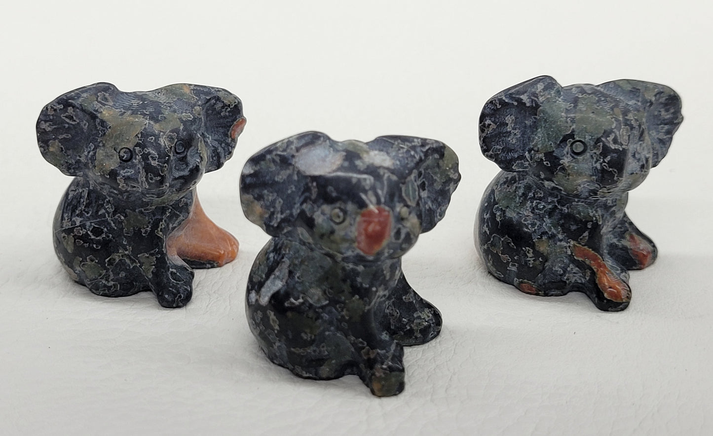 Koala carving (S)