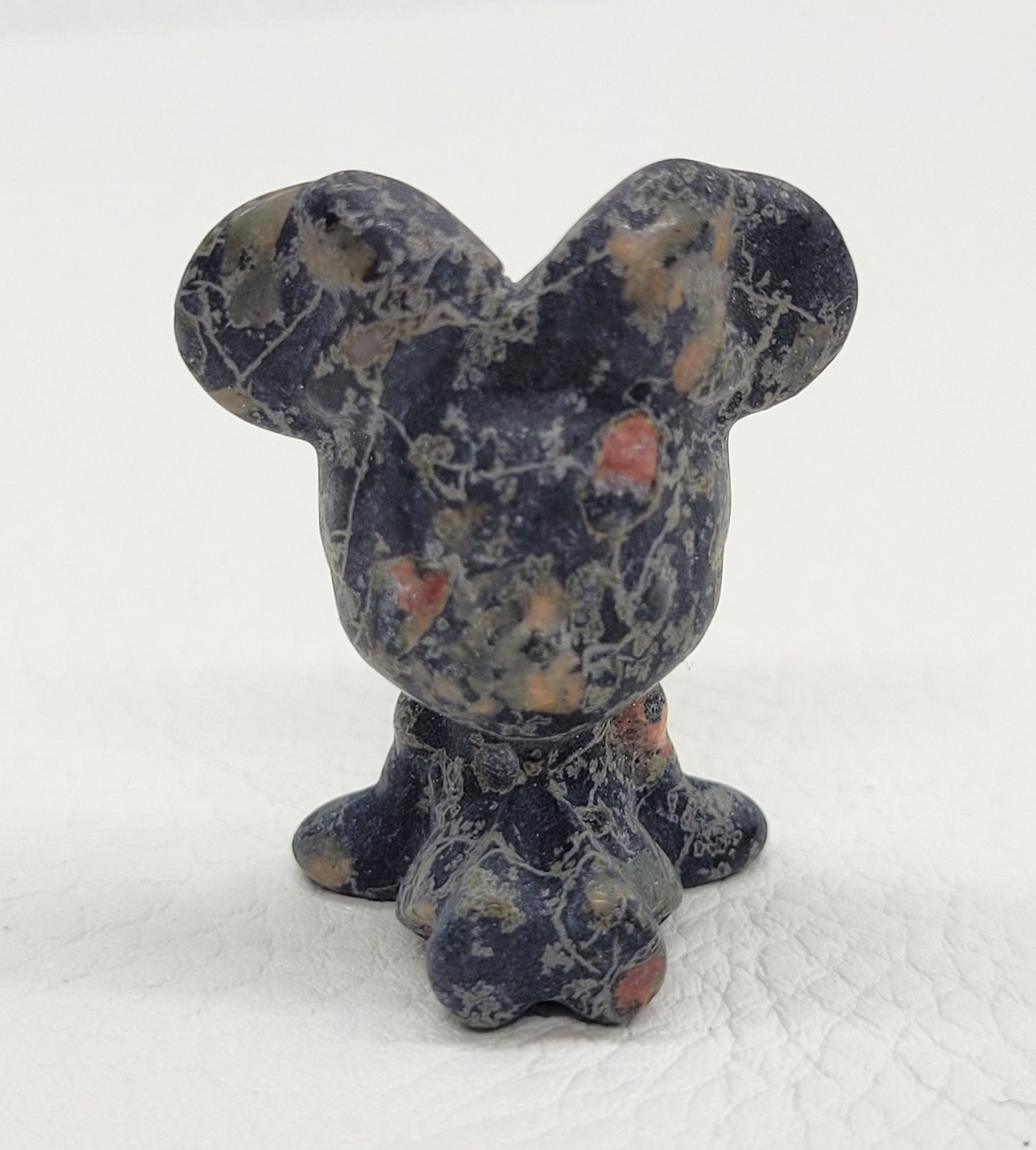 Minnie Mouse carvings