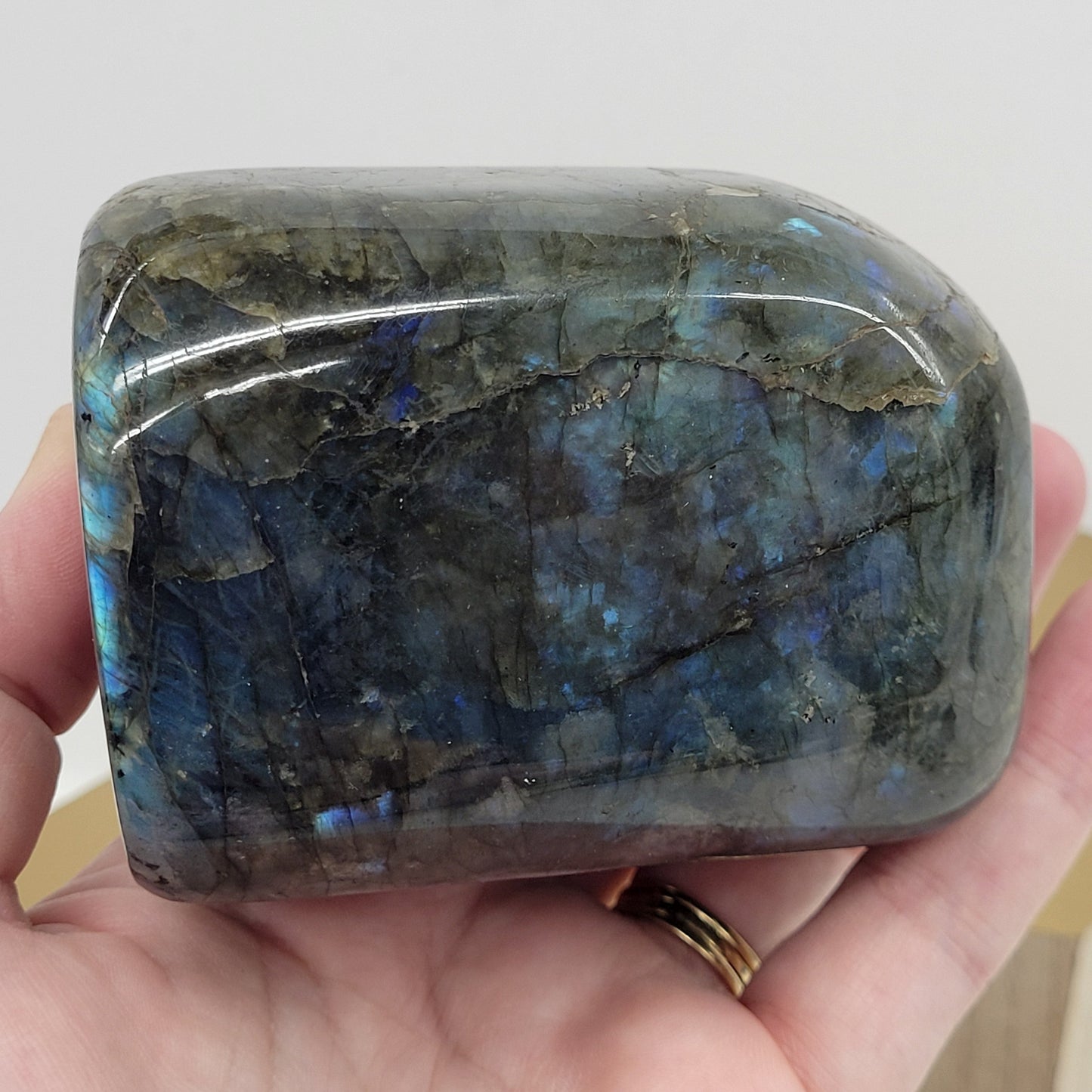 Labradorite free form